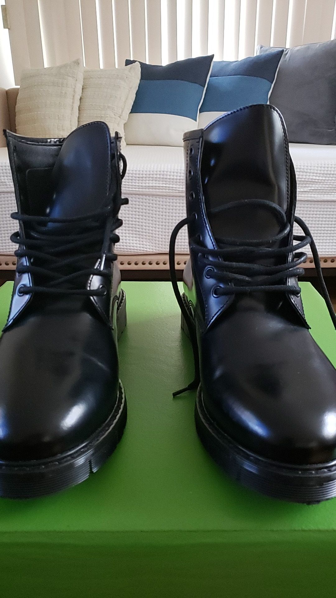 ALDO MANS BOOTS/NEW SIZE "14