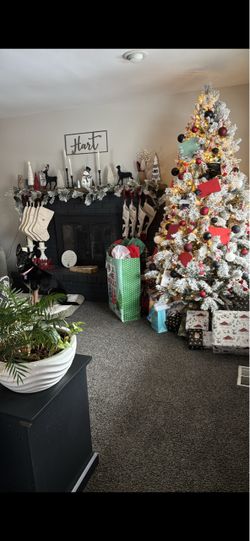 Flocked Pre-lite Christmas tree