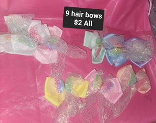 9 Hair Bows 