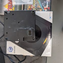 Nintendo GameCube Black with box, GameBoy Player and 5 games