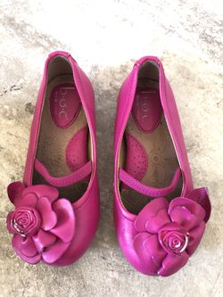 Girl shoes