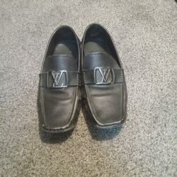 Black Louis Vuitton Loafers