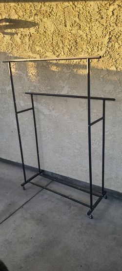 Clothes rack simple