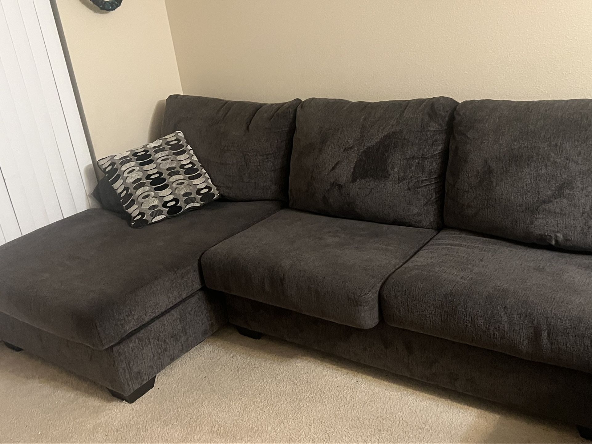 Ballinasloe 3-Piece Sectional Couch