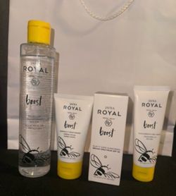JAFRA ROYAL Boost Skincare Set