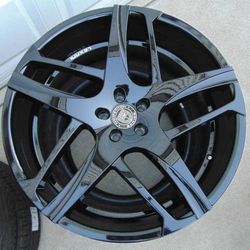 Brand New 24X10 Gloss Black Lexani Bavaria Wheels *5X120*35MM Offset*

