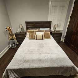 Ashley QUEEN bed Set 