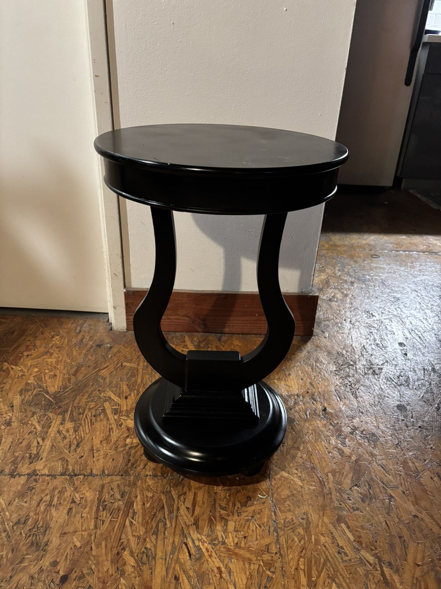 Side / End Table