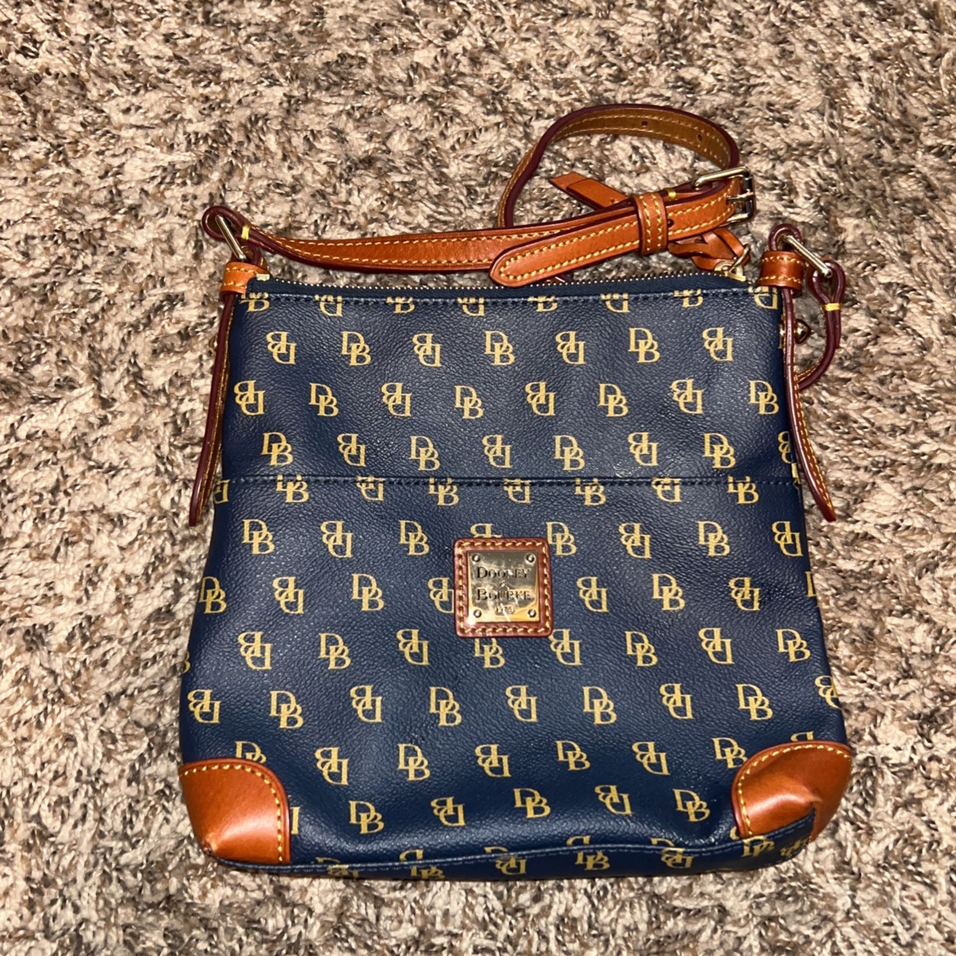 Dooney & Bourke