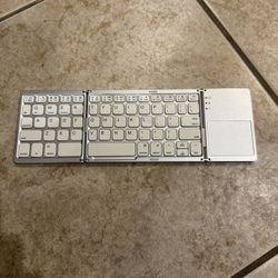 Mini Wireless Keyboard Bluetooth Touchpad Portable Magnetic Triple Folding Keyboard
