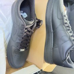 Nike Air Force 