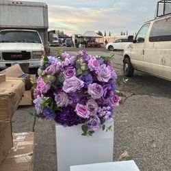 22- inch Lavender Liac Silk Flower Grand Centerpiece