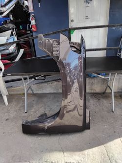 Chevrolet tahoe/ suburban 2015-2020 left driver side fender oem