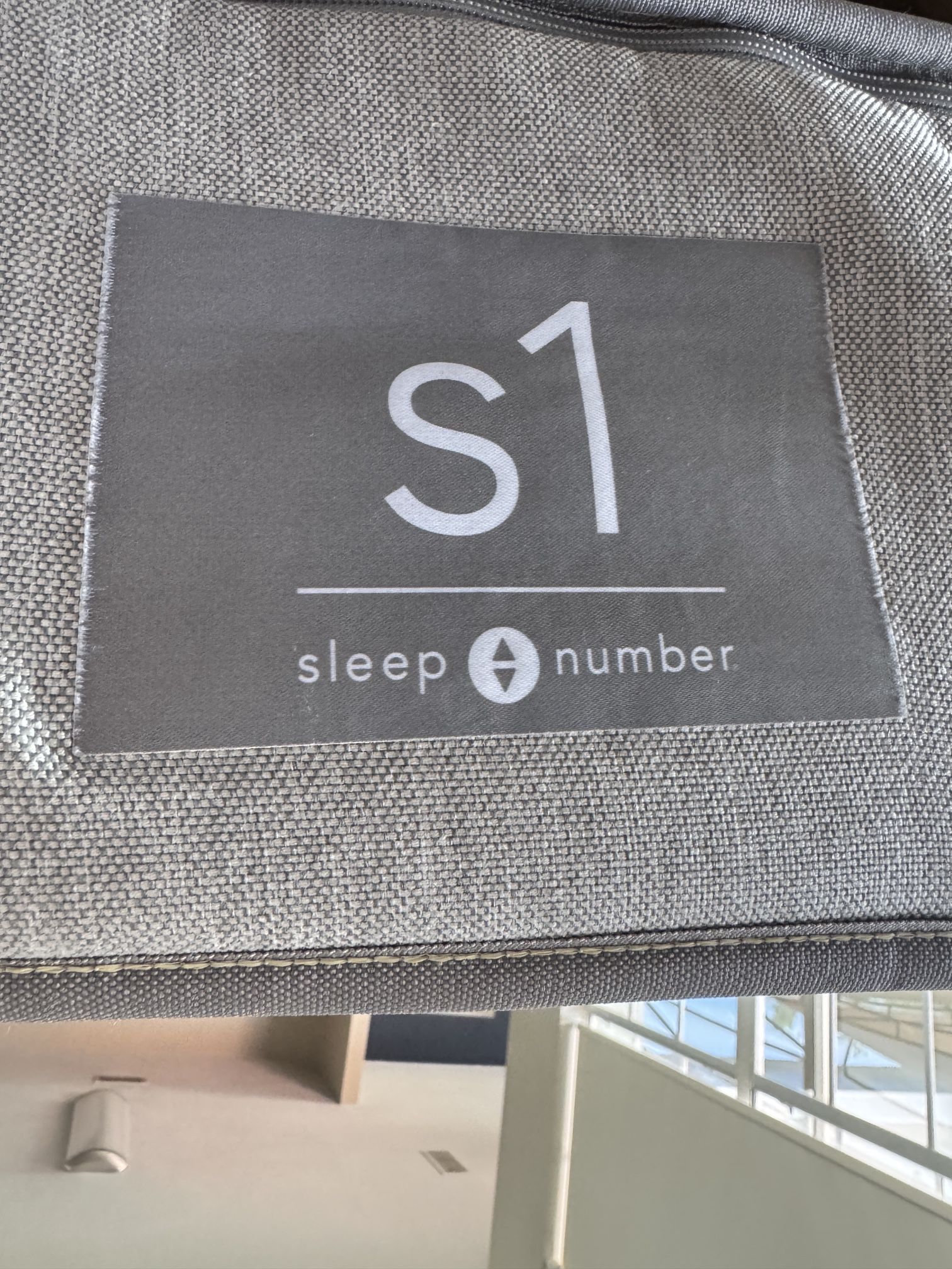 King Size Sleep Number Bed +Metal Base And Pillow Headboard Great