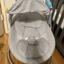 Baby swing 