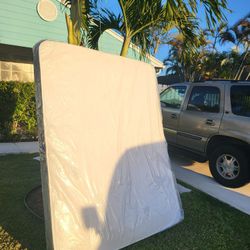NEW QUEEN MATTRESS AND BOX SPRING -- Also Available In All Sizes.