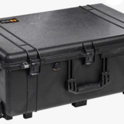 Pelican 1650 Protector Case With Foam NEW