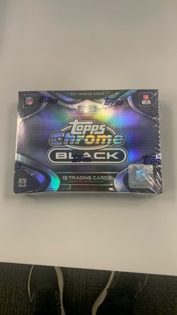 2025 Topps Chrome Black Football Hobby Box
