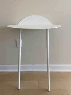 Modern Designer Steel Accent Table (17.32”w x 32.68”h x 21.65”d)