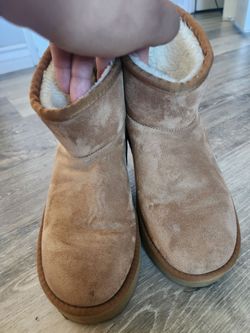 Steve Madden platform boots