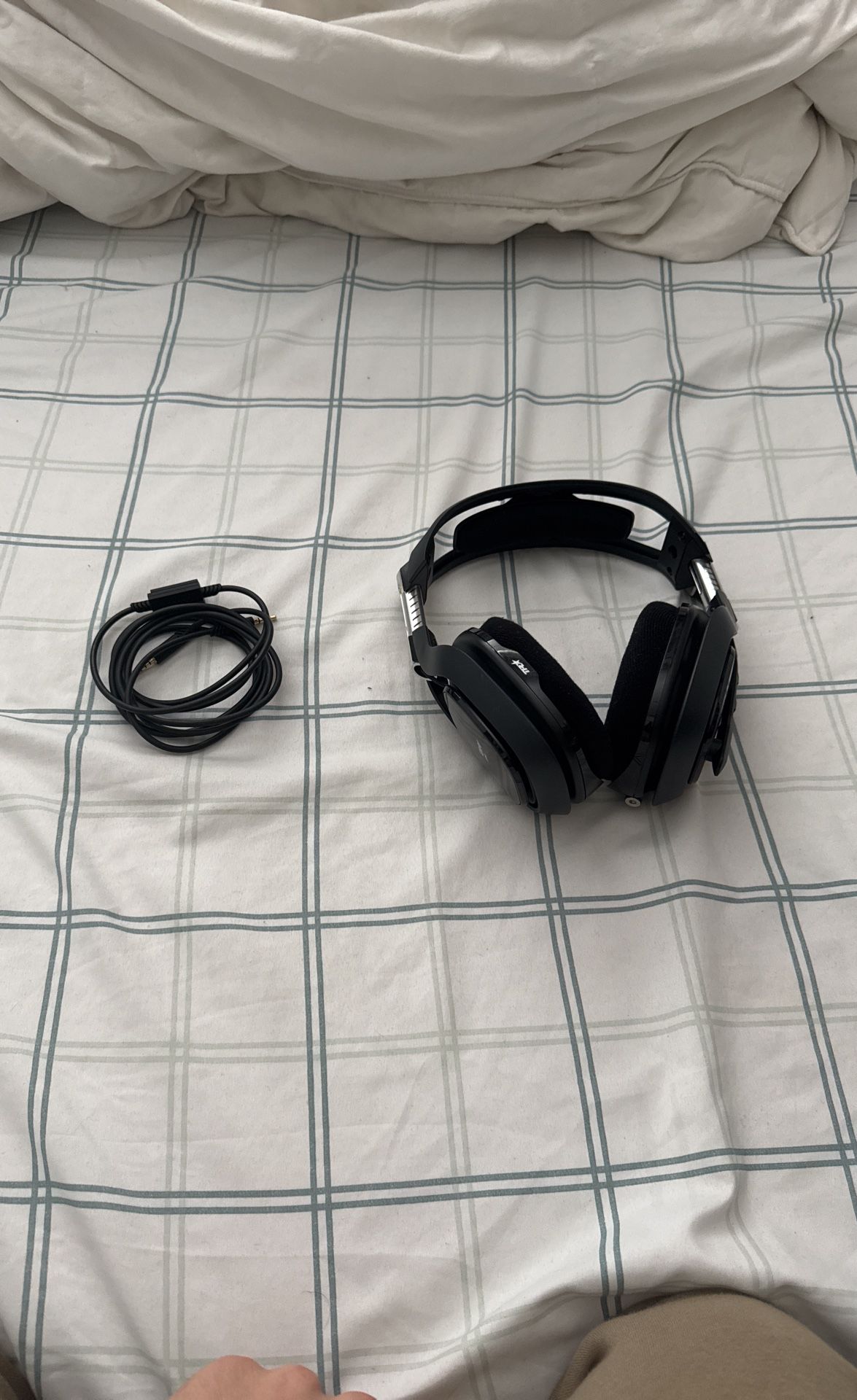 astro a40s wired gaming headset in black