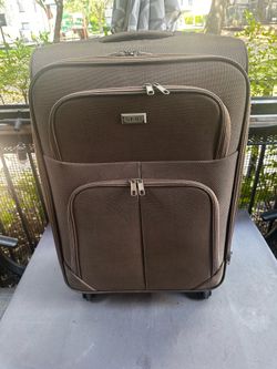 ORMI LUGGAGE (25” x 10”)