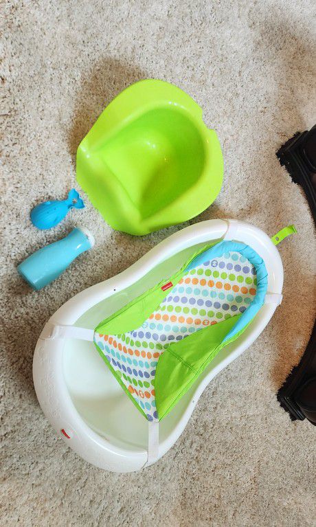 Fisher Price Newborn to Toddler Tub with Infant Seat