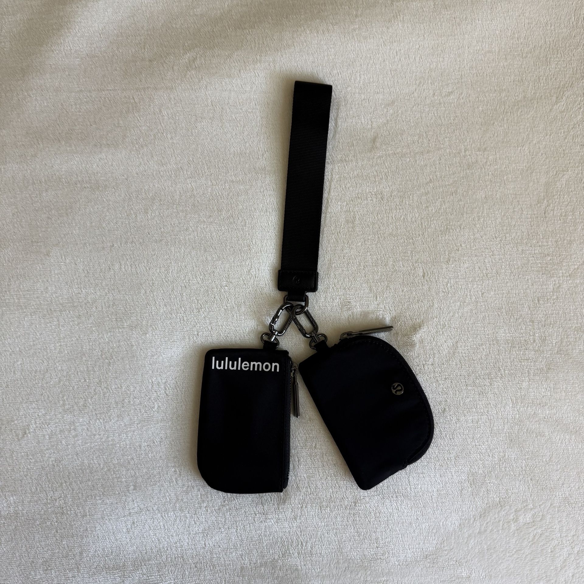 lululemon dual pouch wristlet