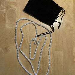 Pearl necklace