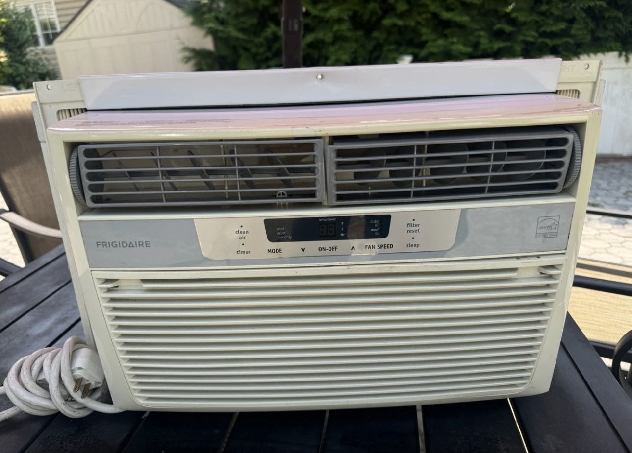 Frigidaire Window Air Conditioner
