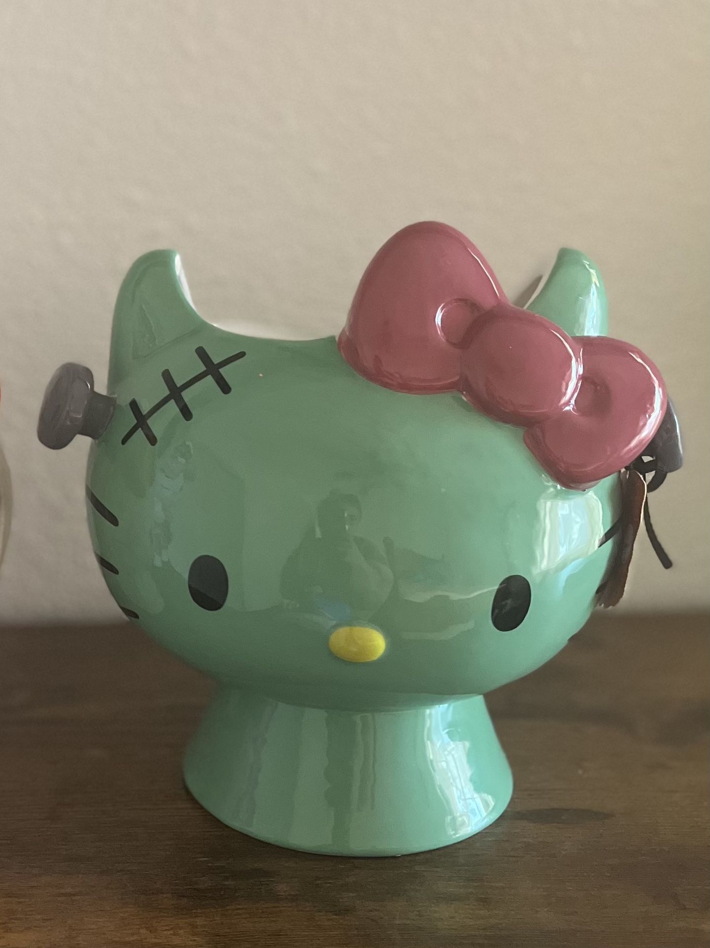 Hello Kitty Franky Candy Bowl