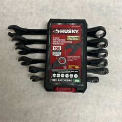 Husky six piece hundred position double ratcheting wrench set MM