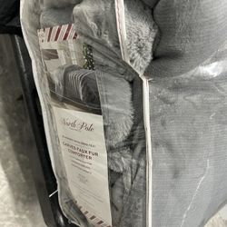 Queen Size Comforter 