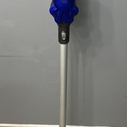 Dyson DC 35 Multi Floor Vacuum Cordless **Read Description 