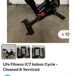 1C7 Life Fitness Cycle 