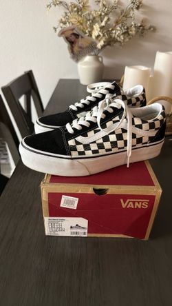 New women’s 9.5