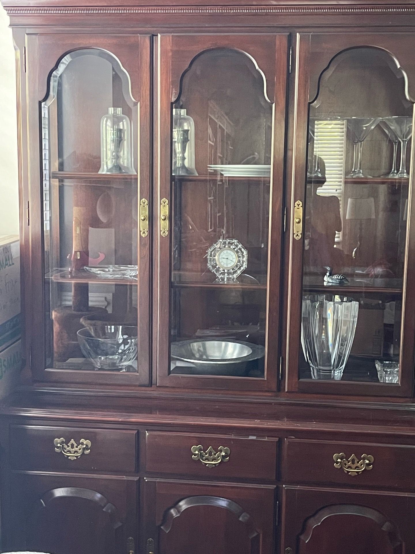 Two piece hutch