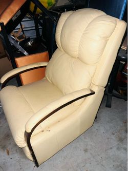 🎉☀️Yellow beautiful Recliner ☀️🎉