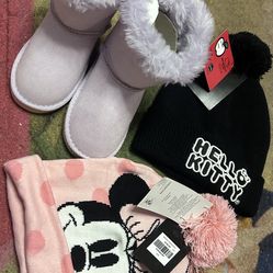 Toddler boots /beanies