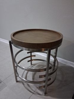 Round Wood Top Side Table with Metal Base