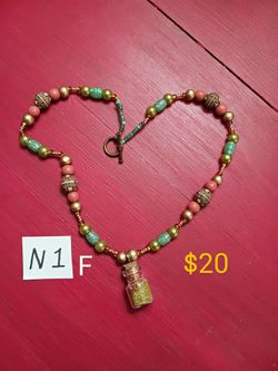 Beaded Necklace 