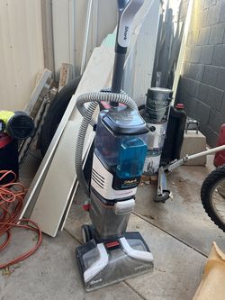 Shark CarpetXpert with StainStriker Upright Deep Carpet Cleaner