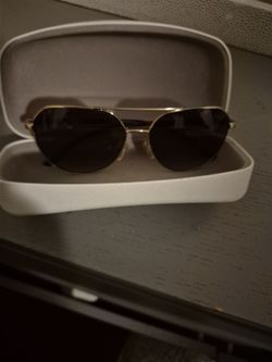 Woman glasses
