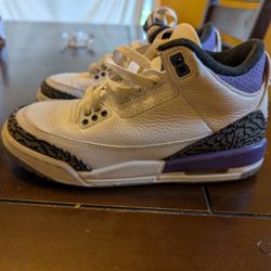 Jordan 3's Size 4 Youth