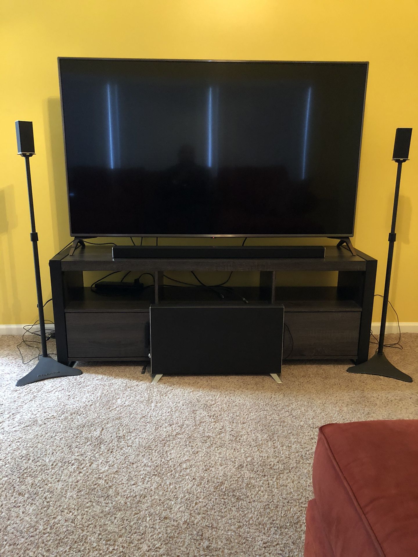 Vizio 5.1 Surround Sound Bar System w/Speaker Stands - Does not include TV!