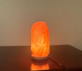 Himalayan salt lamp