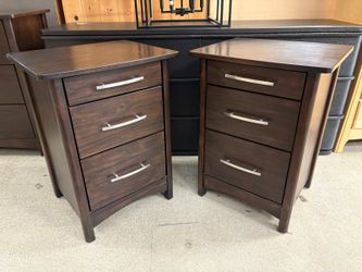 TRADEWINS Contemporary Espresso 3-Drawer Closed Nightstand (Set of 2)