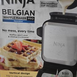Ninja Waffle Maker 