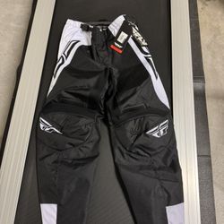 NEW Women's F-16 Pants: Black/White / S: 9/10
