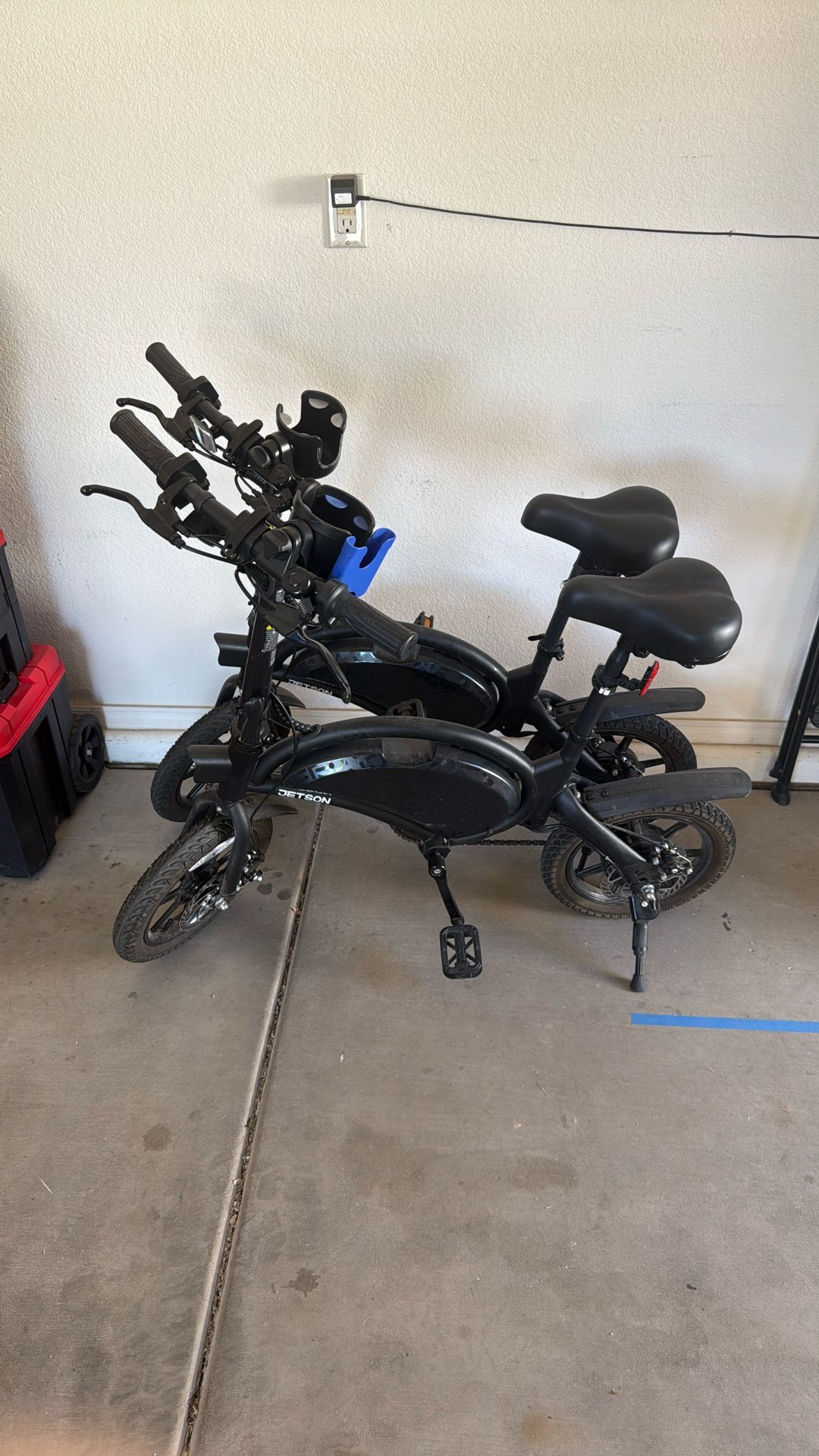 Jetson 2023 Folding E-bikes for Young Adult Or Adult